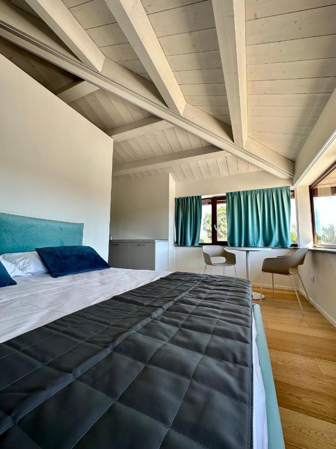 C House Rooms Lake Пескьера-дель-Гарда Экстерьер фото