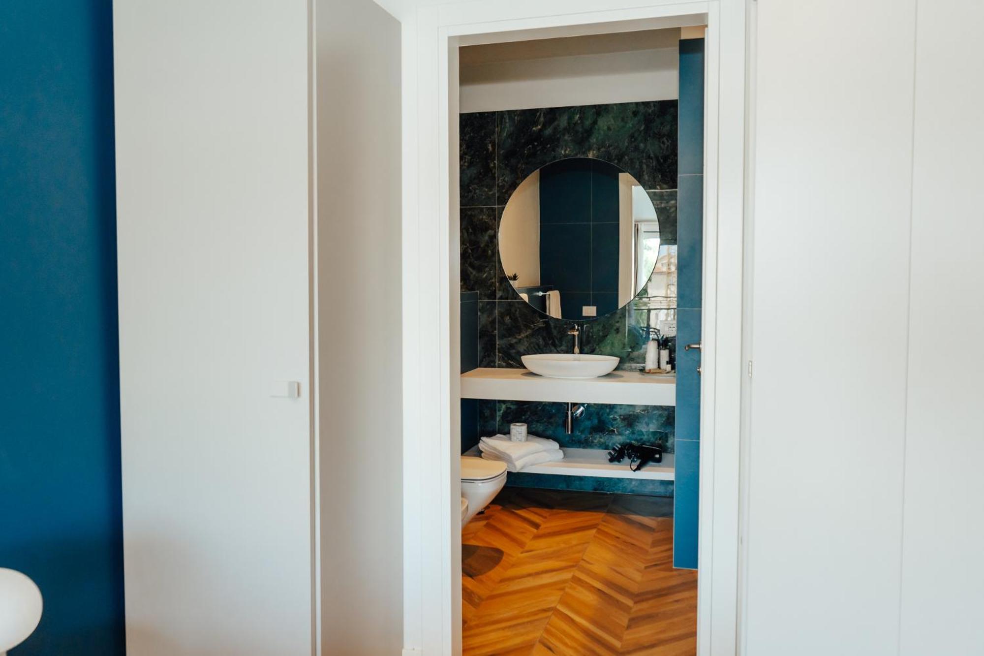 C House Rooms Lake Пескьера-дель-Гарда Экстерьер фото